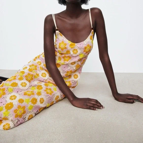 Zara - Midi Crochet Daisy Dress Orange Yellow Pink - size xs - Picture 1 of 8